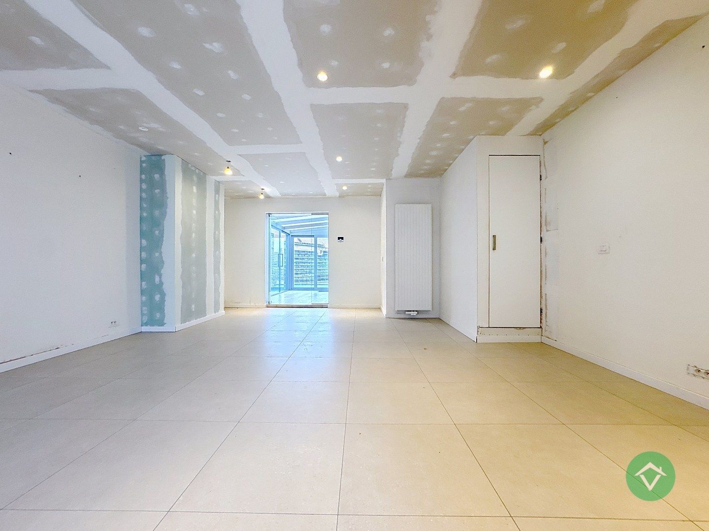 Instapklare woning met 4 slaapkamers te Koekelare foto 4