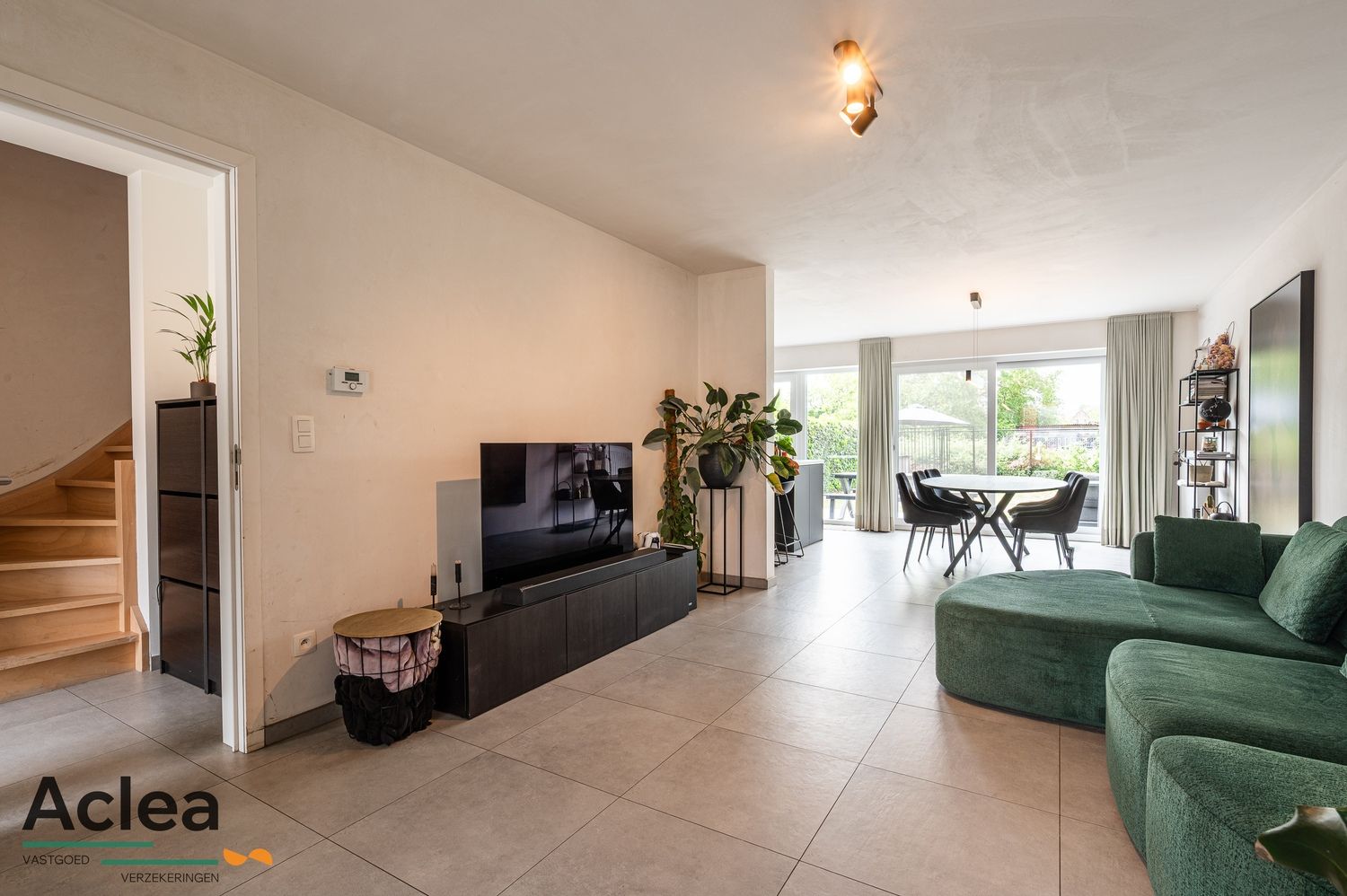 Recente energiezuinige woning met 3 tot 4 slpks foto 5