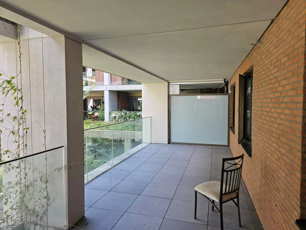🏙️ Uniek appartement in hartje Hasselt met tal van mogelijkheden! foto 18