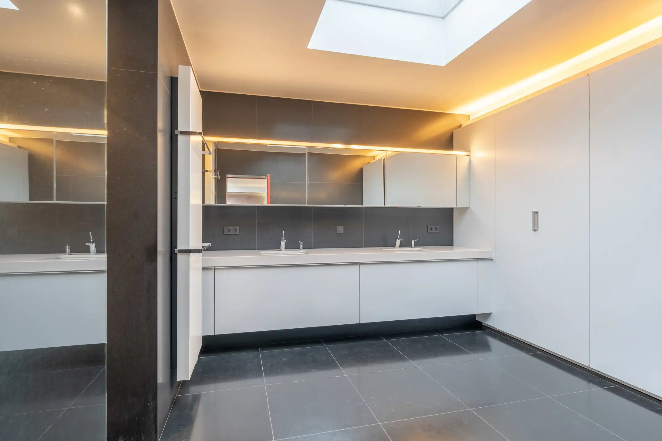 Verrassend ruime en luxueuze gezinswoning op rustige ligging foto 23