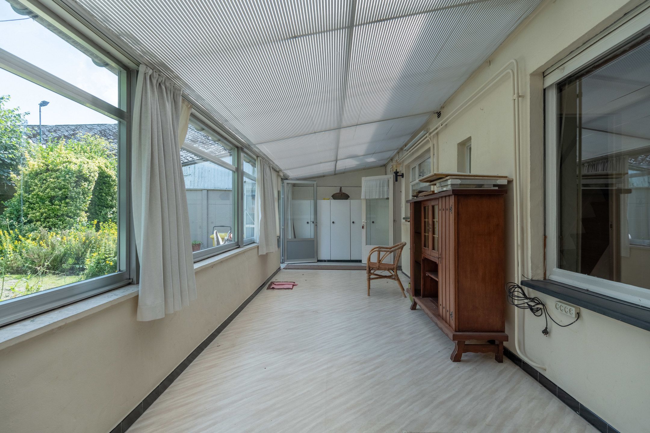 Te renoveren woning met 3 slpks op mooi perceel van 295 m² foto 14