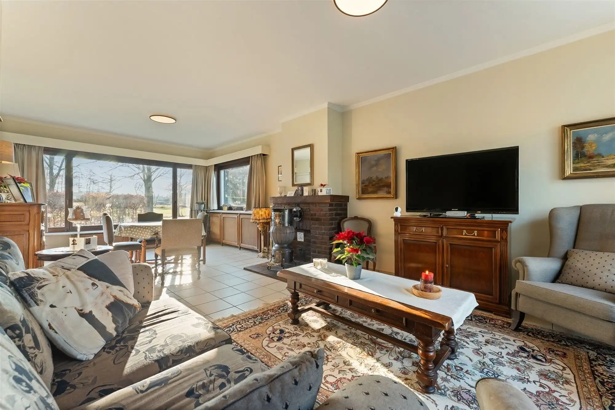 UNIEK GELEGEN WONING TUSSEN DE VELDEN foto 2