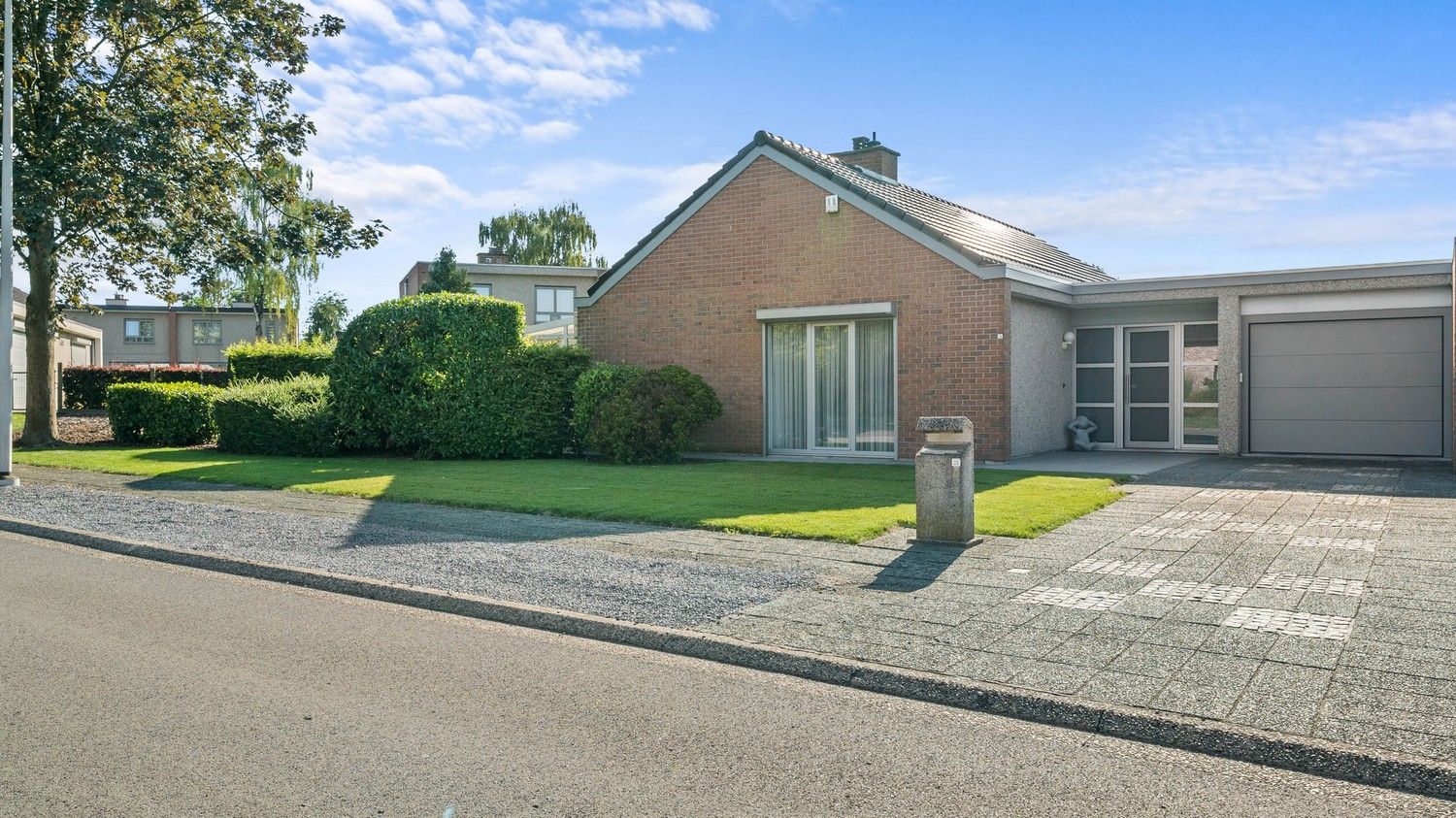 Mooie gelijkvloerse woning met 3 slaapkamers, garage en tuin foto 1