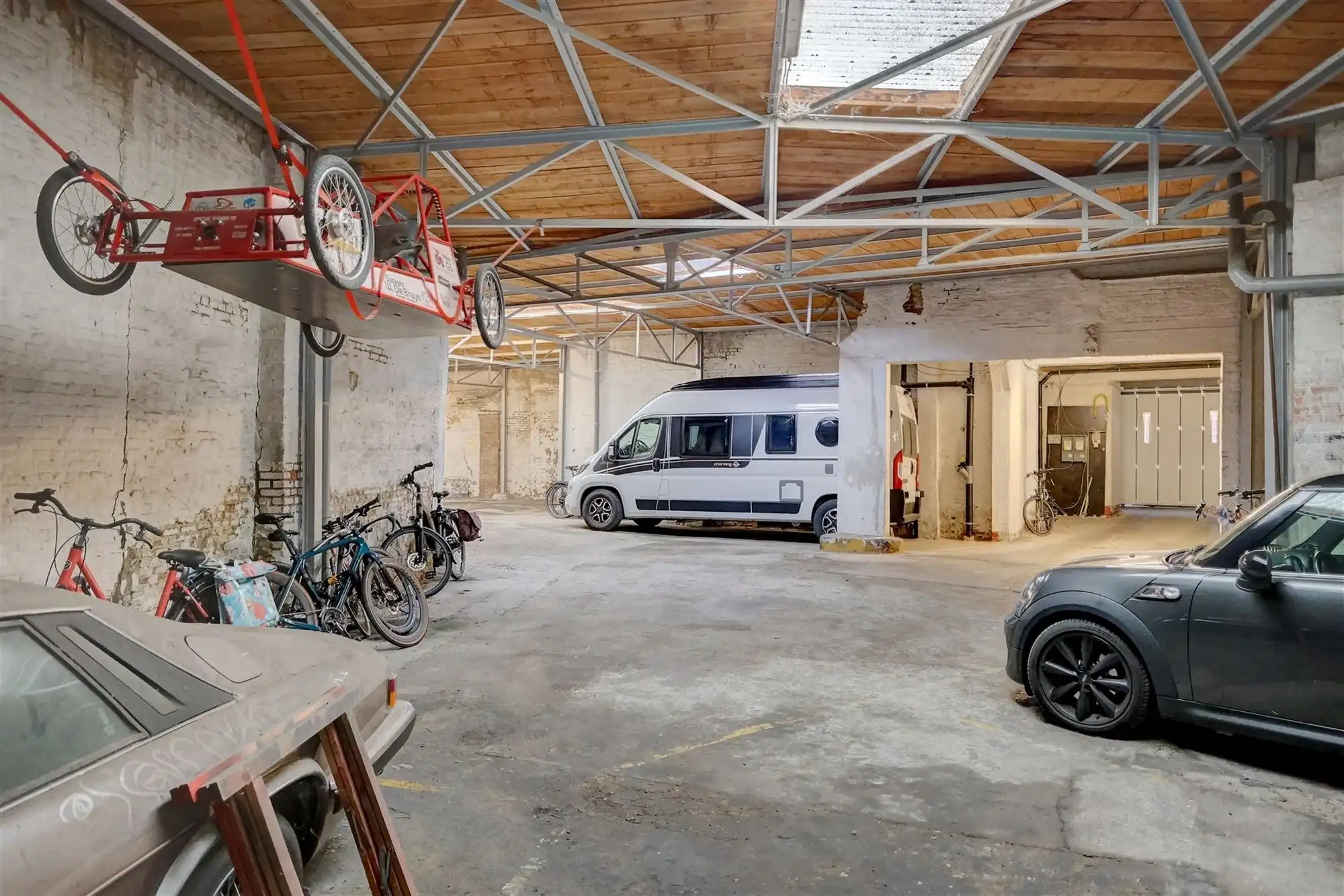 Opbrengsteigendom: 14 staanplaatsen in Mechelen foto 5