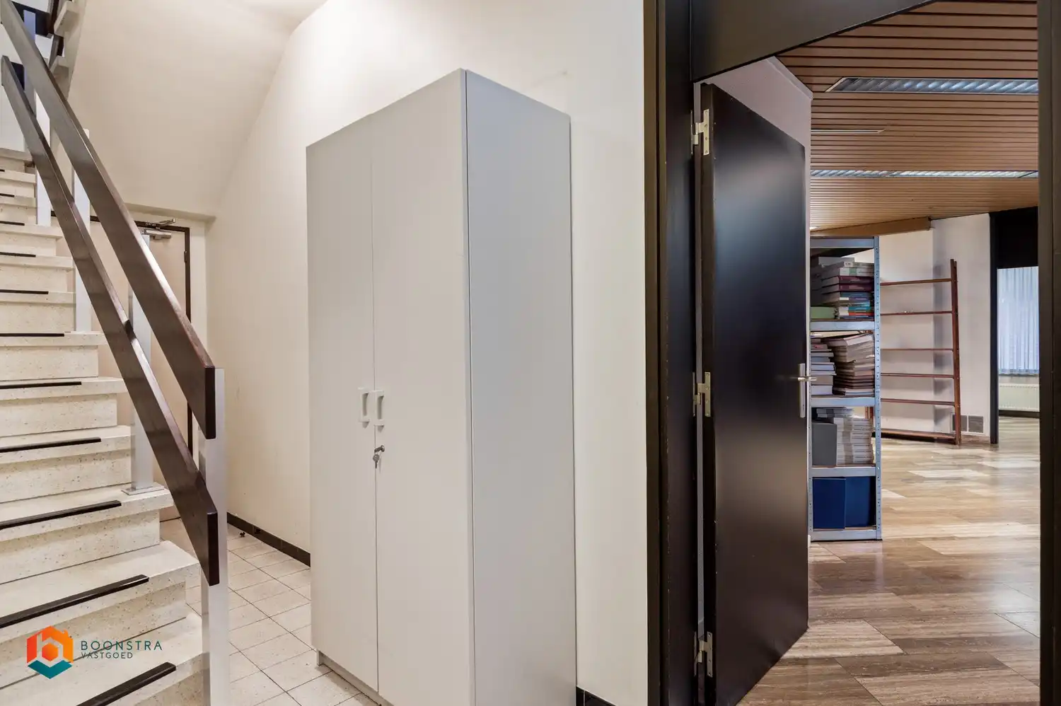 Veelzijdig handelspand in centrum Rijmenam foto 12