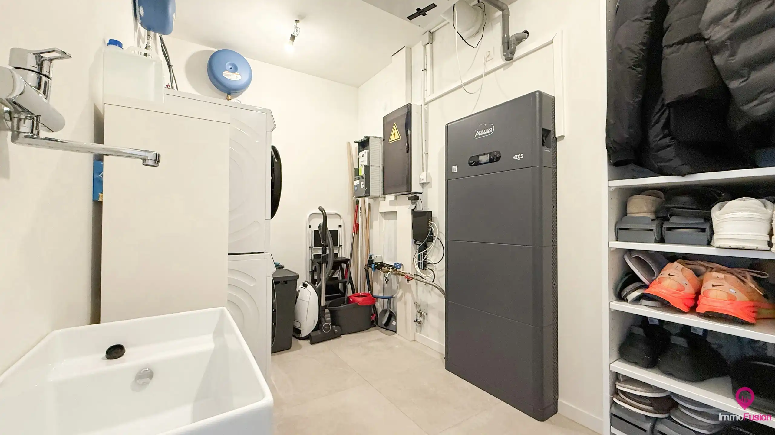 Stijlvolle nieuwbouwwoning met diepe tuin + vloerverwarming! foto 21