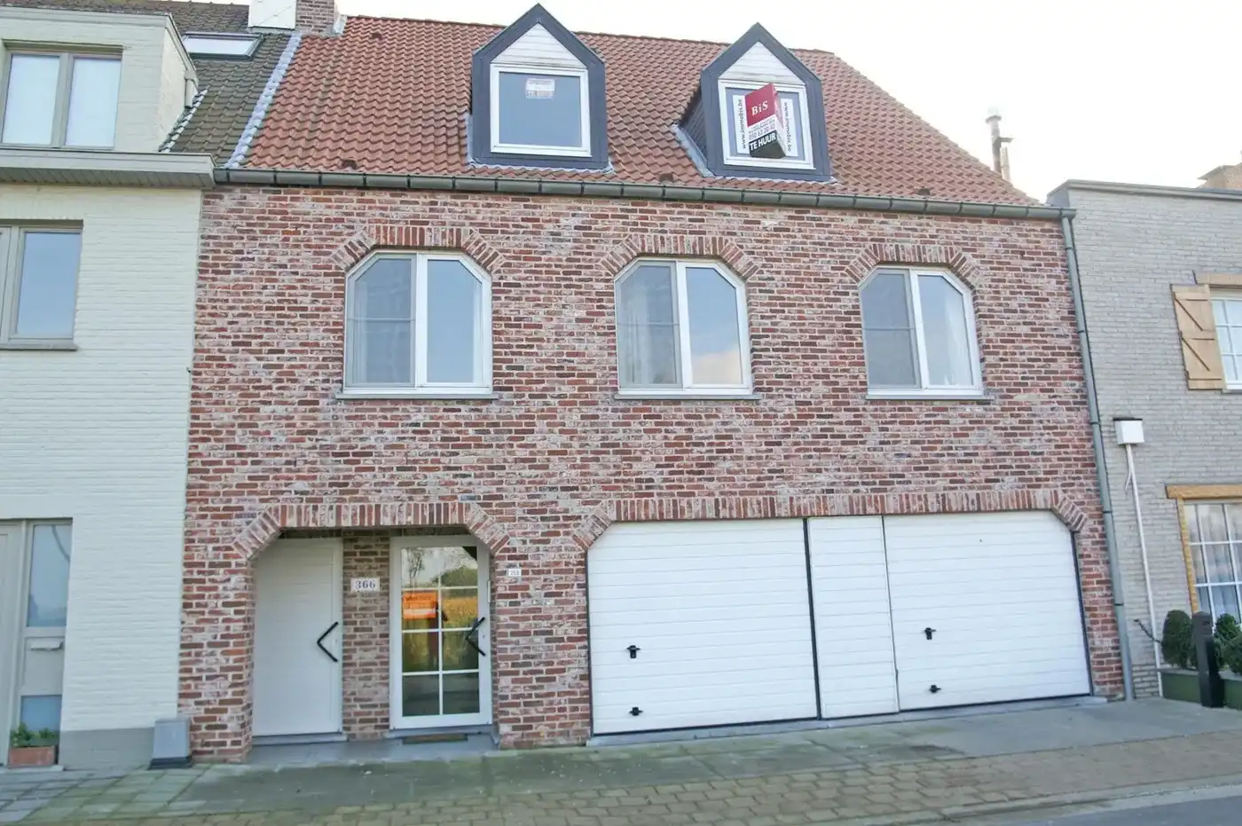 Mooi ongemeubeld appartement met zonnig terras en prachtig zicht over de Polders! foto 7