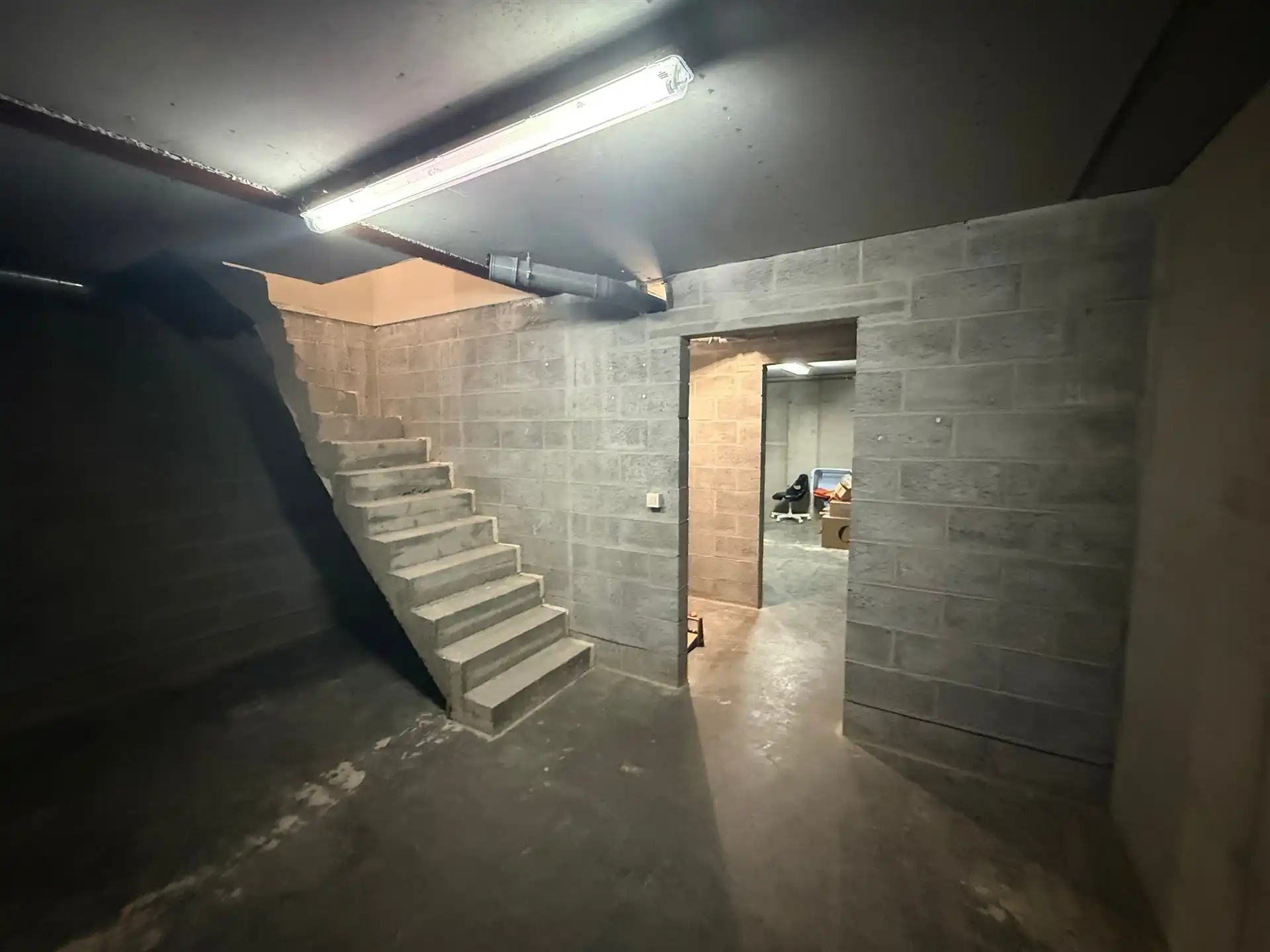 Prachtige, ruime villa met 7 kamers te huur op een rustige locatie in Wemmel foto 21