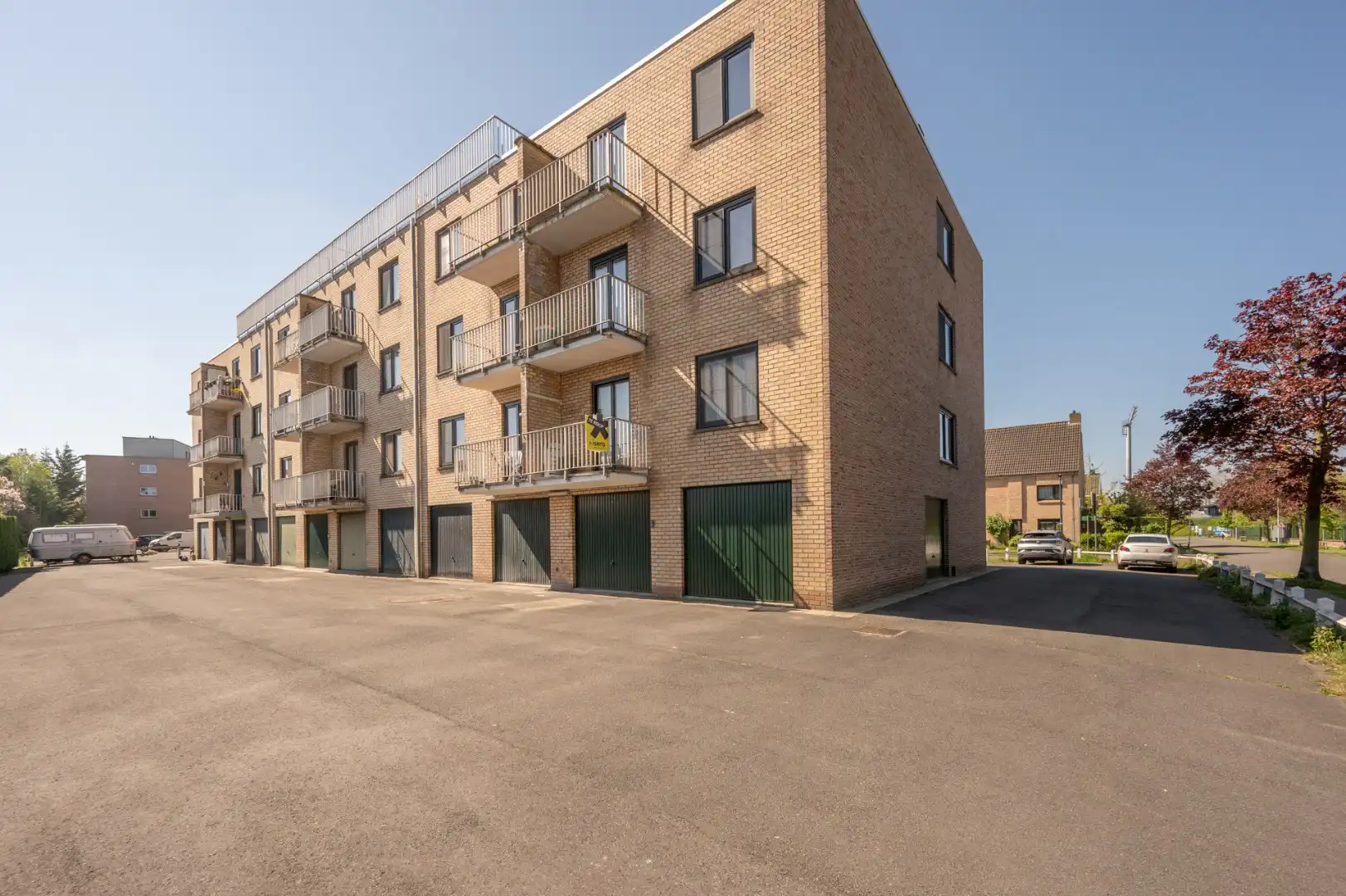 Appartement met garage op goede ligging te Assebroek! foto 13