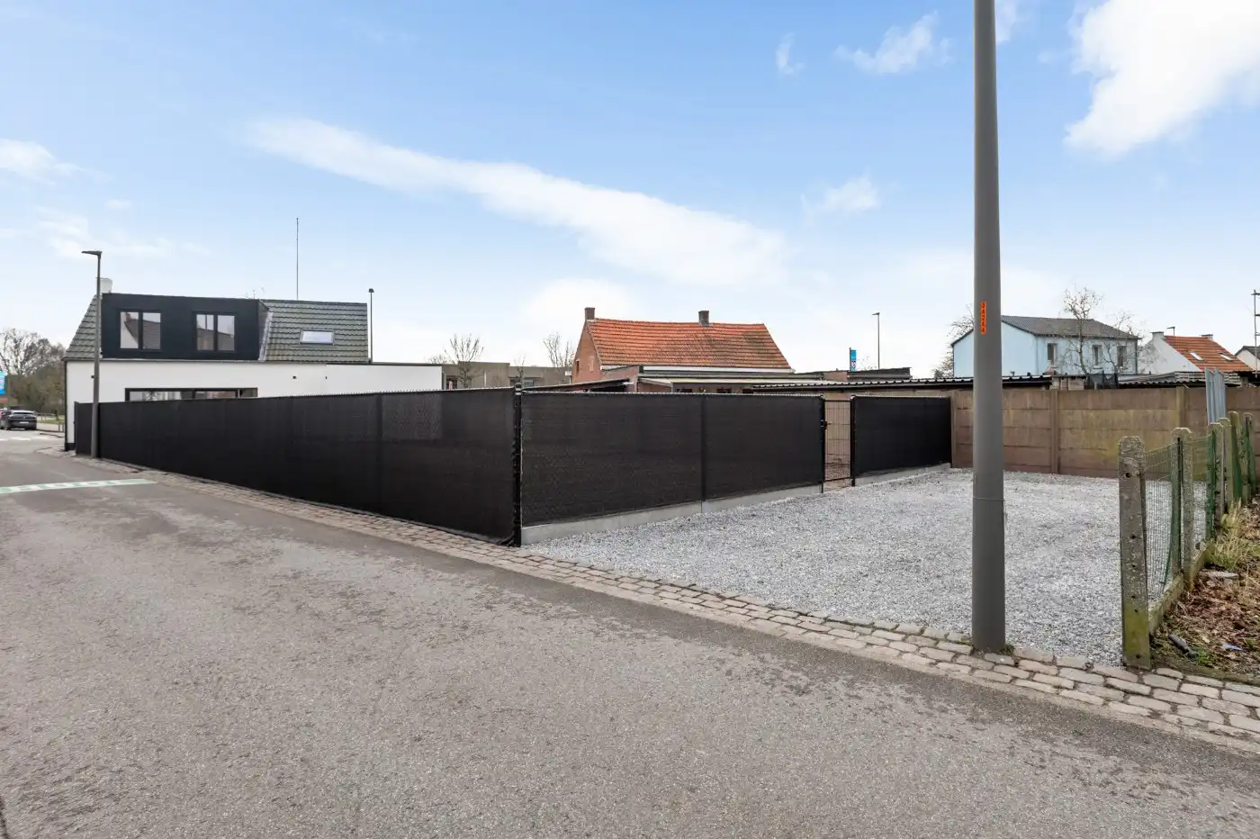 Prachtig gerenoveerde open bebouwing met 3 slpk. en autostaanplaats foto 25