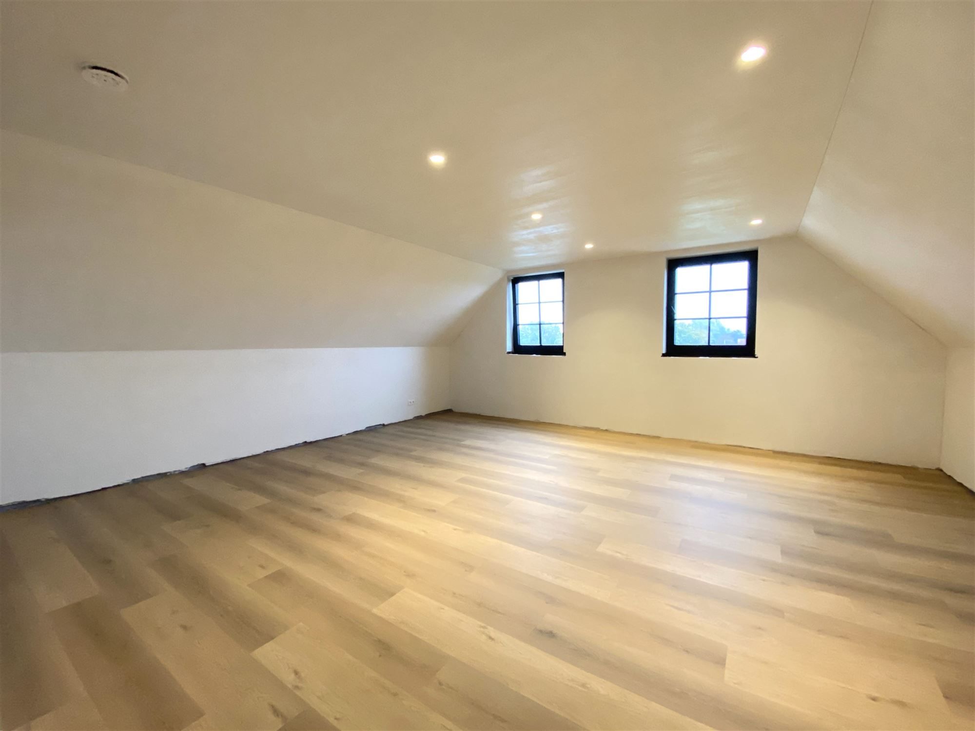 Energiezuinig en instapklaar wonen in het hart van Kaprijke foto 21