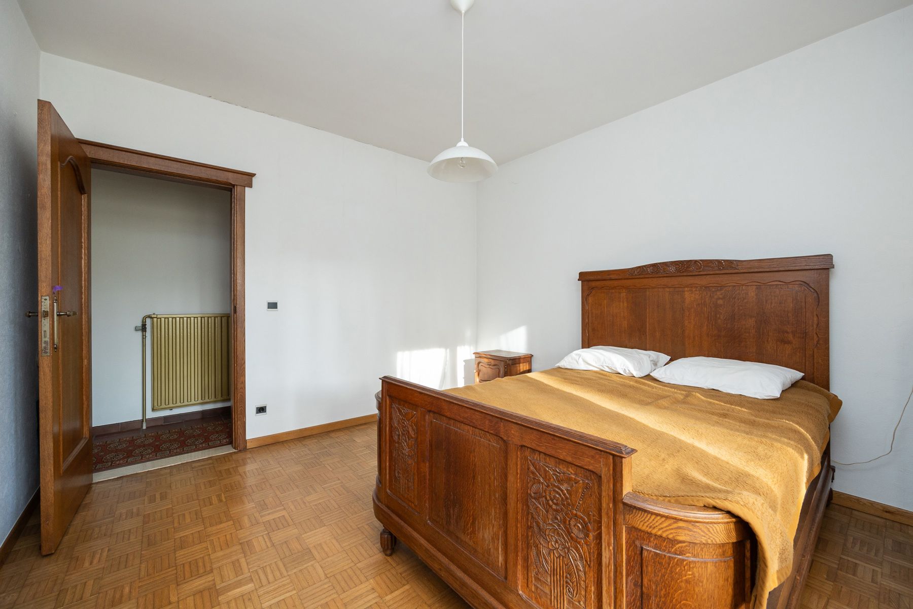 Laagbouwvilla met 3 slaapkamers op perceel grond van 1.831m². Zuidoost georiënteerd.  foto 14