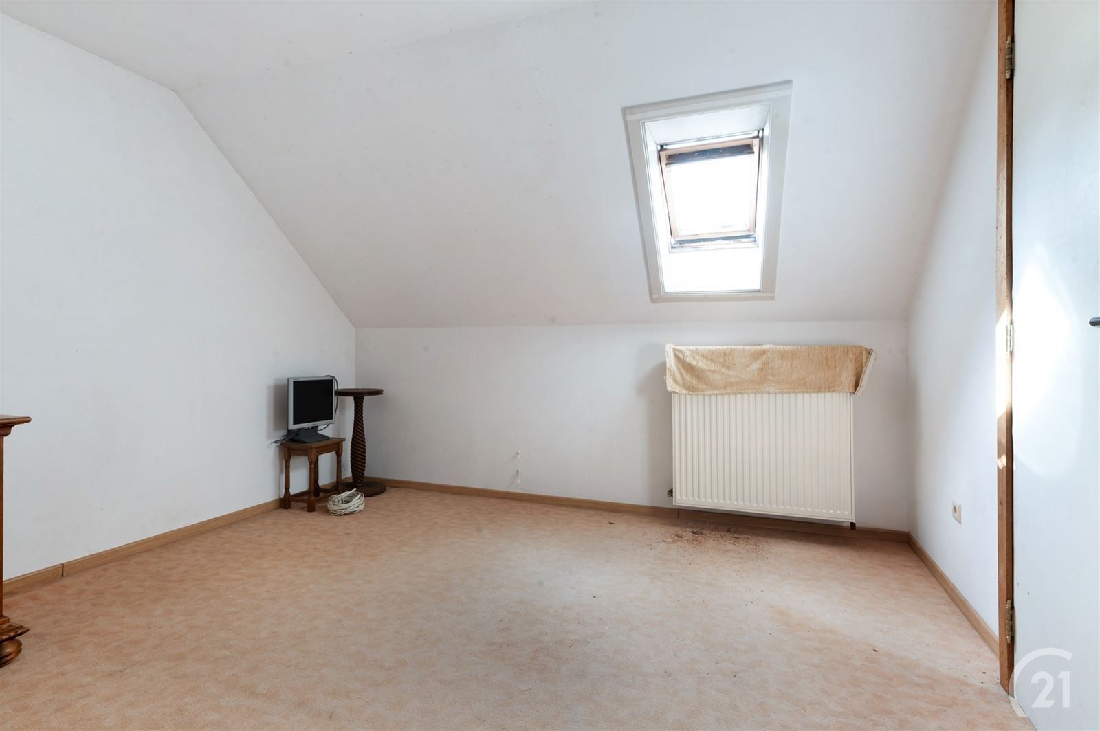deels gerenoveerde woning met tuin op 12are34 foto 17