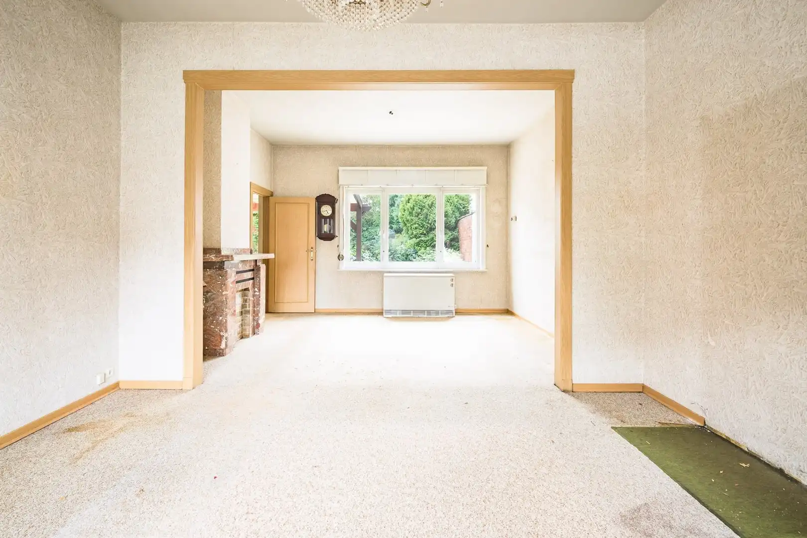 🏡 Charmante te renoveren woning met tuin in het historisch centrum van Merksem foto 4