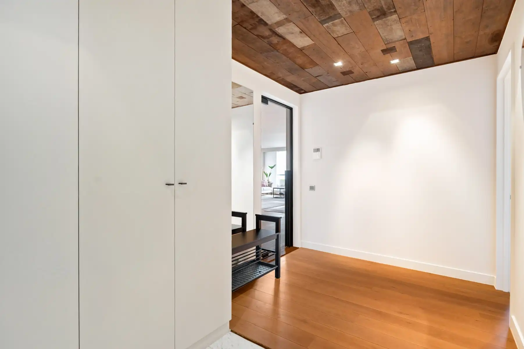 Volledig gerenoveerd en instapklaar appartement 121m² + 26m² terras foto 4