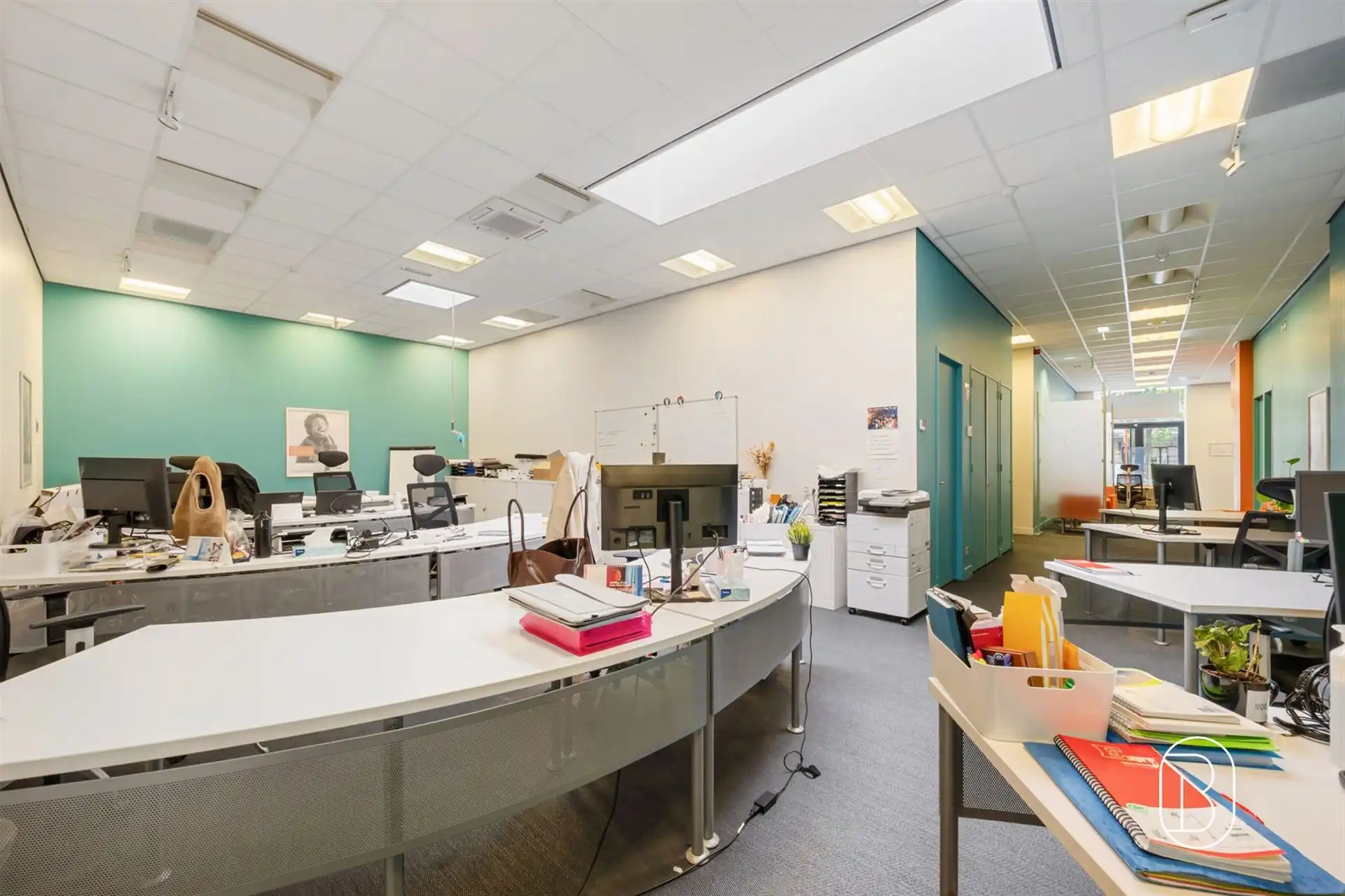 Topgelegen kantoorruimte van 450m2, veel potentieel foto 18