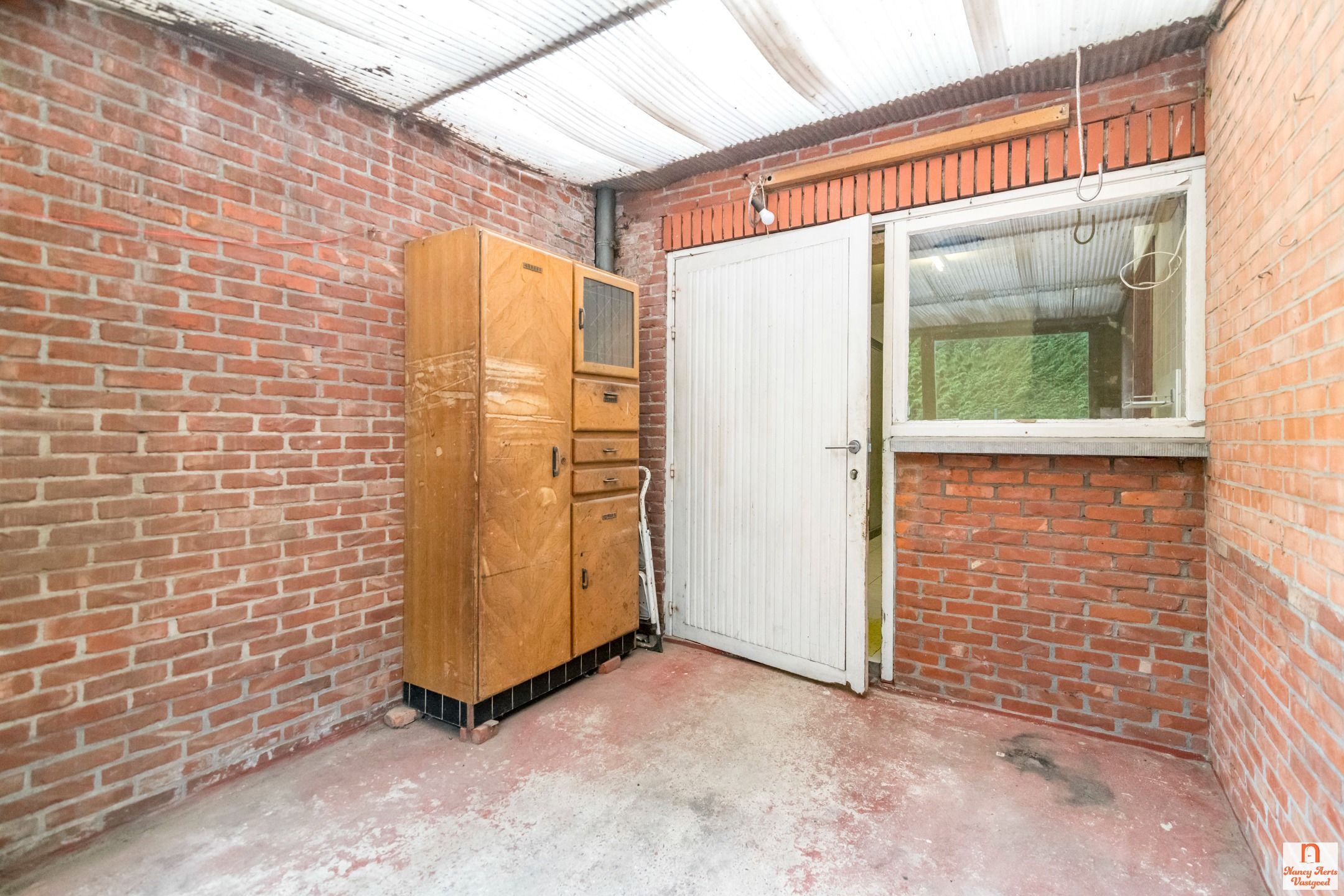 Ruime woning met 4 slaapkamers en uitbreidingsmogelijkheden foto 48