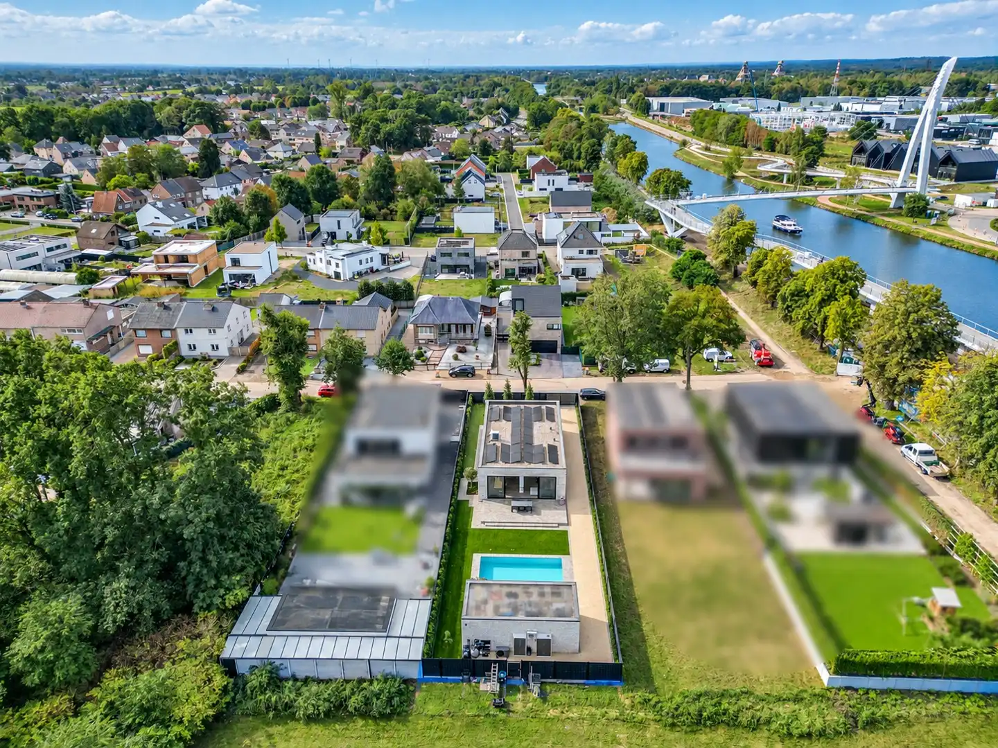 Luxe gelijkvloerse villa met zwembad & multifunctioneel poolhouse te Lanklaar foto 28