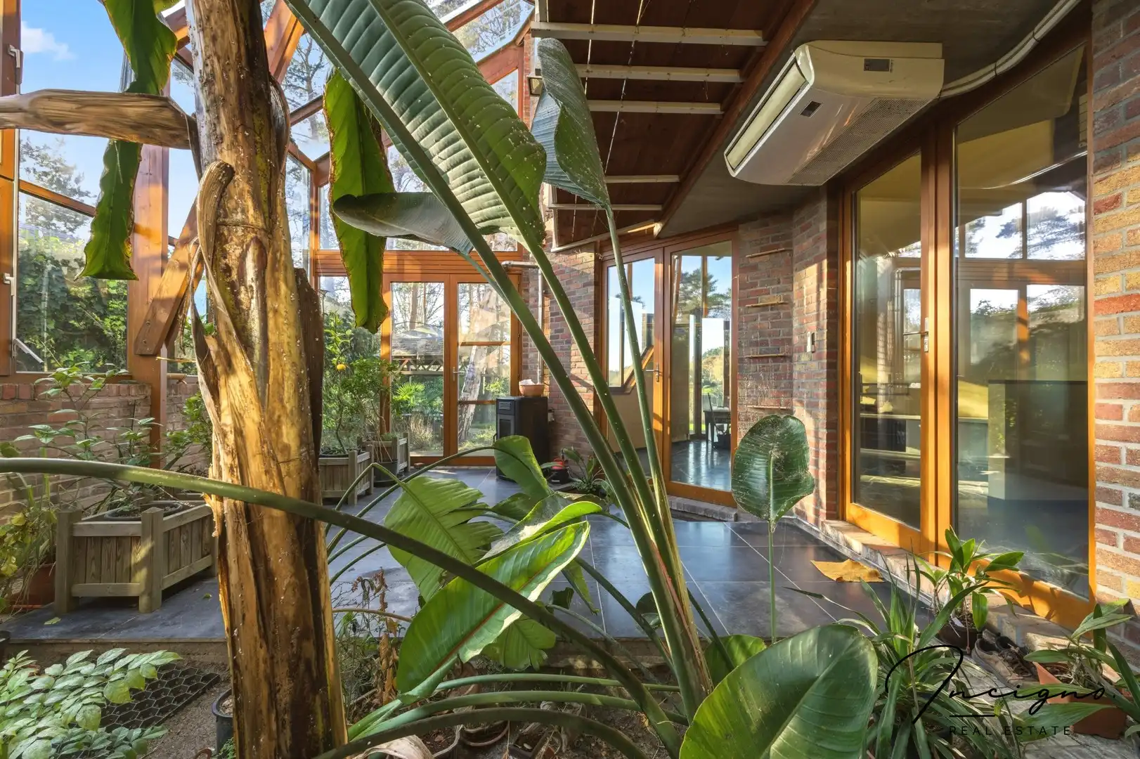 Uitzonderlijke architecturale woning met zicht op het meer van Keerbergen foto 9