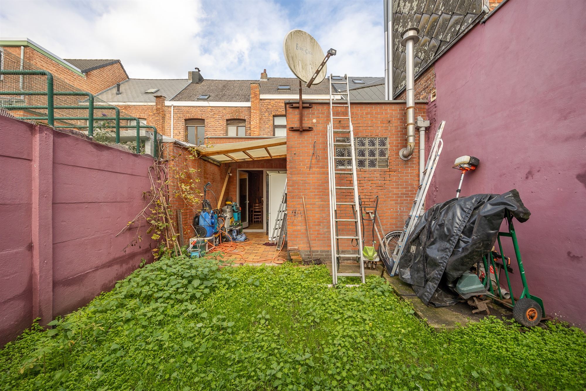 Centraal gelegen woning met 3 slaapkamers en tuin foto 14