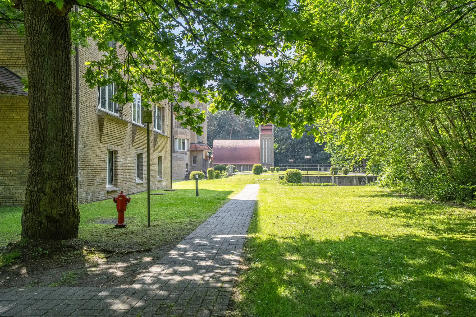 Erfgoedappartement te koop in Halle nabij Brussel foto {{pictureIndex}}