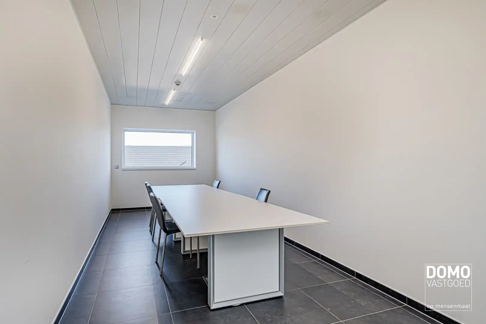 INNOVATIEVE RUIMTE MET LABO, LOGISTIEKE VOORZIENINGEN EN RESEARCH & DEVELOPMENT IN EEN ECO-BEDRIJFSGEBOUW TE PAAL foto 11