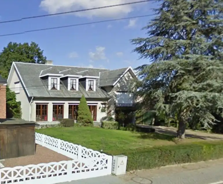 Projectgrond voor appartementen te centrum Begijnendijk. foto {{pictureIndex}}