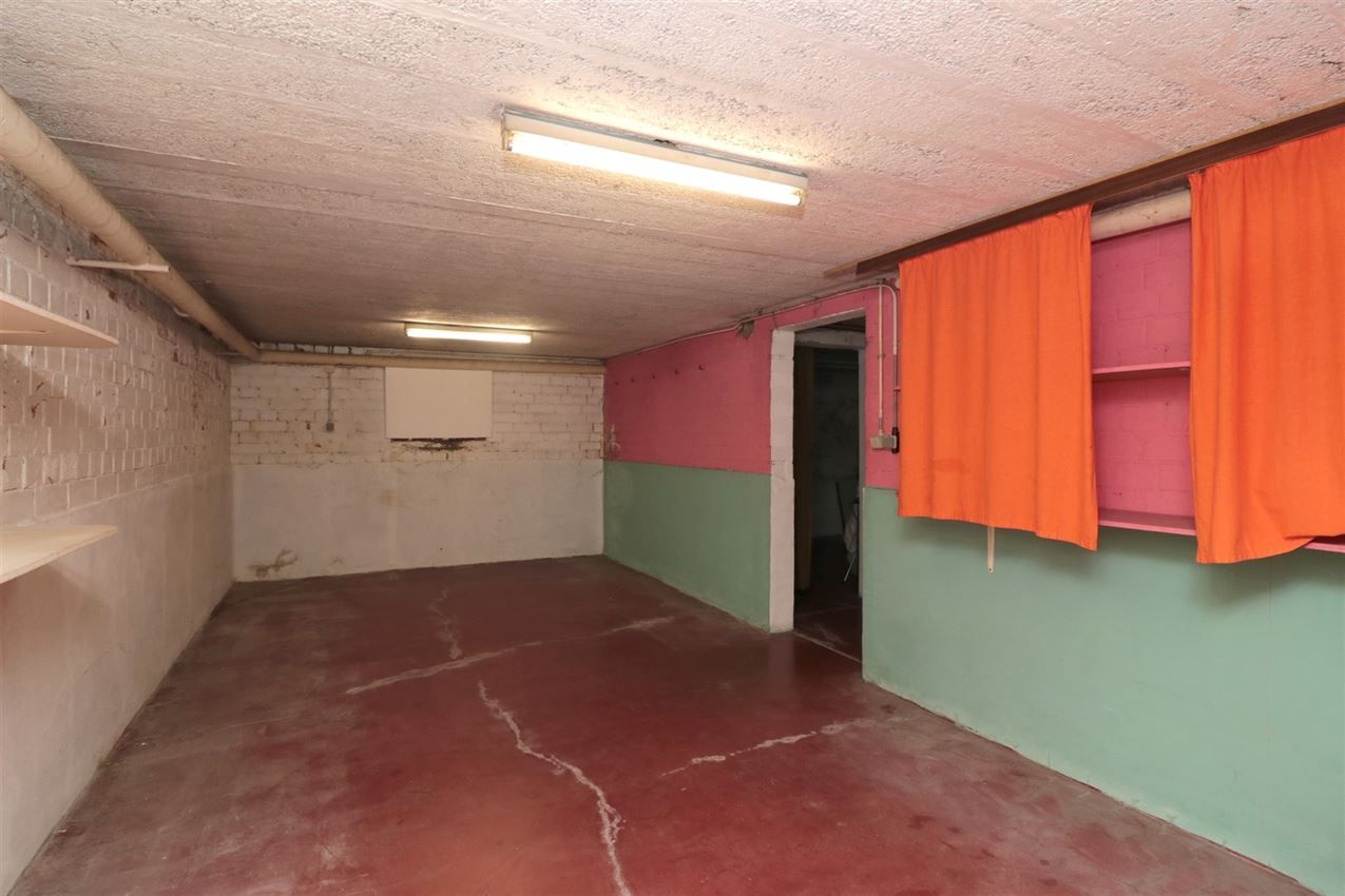 degelijk en verzorgd,  mooi overdekt terras, goede locatie foto 37