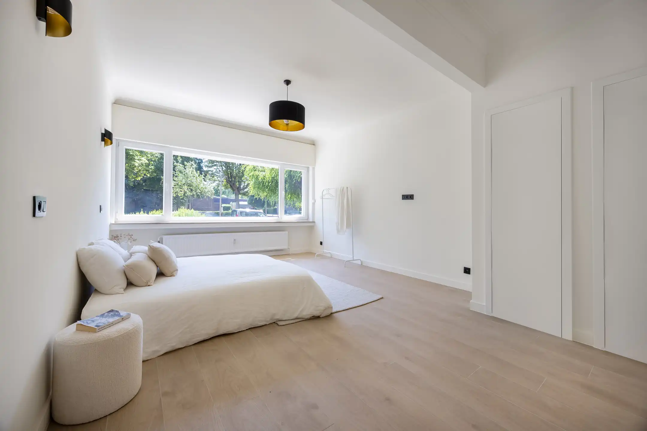 Gerenoveerd 3-slpkappartement met 30 m² terras foto 14
