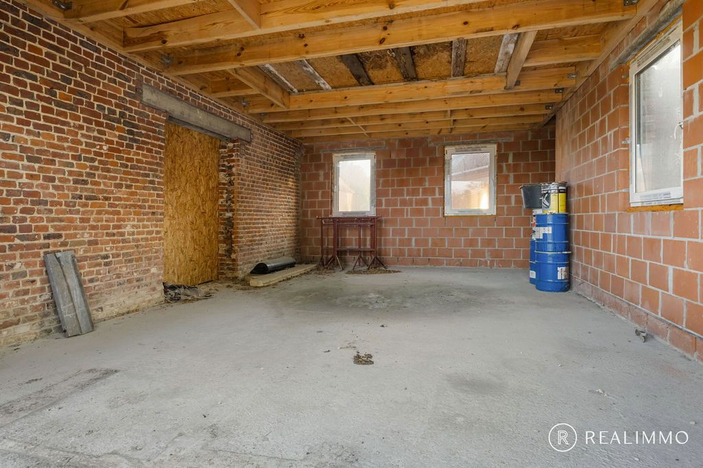 Deels gerenoveerde fermette op toplocatie! foto 24