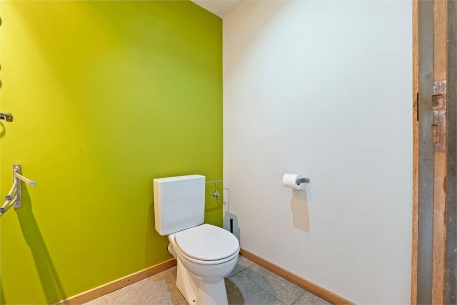 RUIM INSTAPKLAAR APPARTEMENT MET RUIM TERRAS IN HET CENTRUM VAN SINT-TRUIDEN foto 16