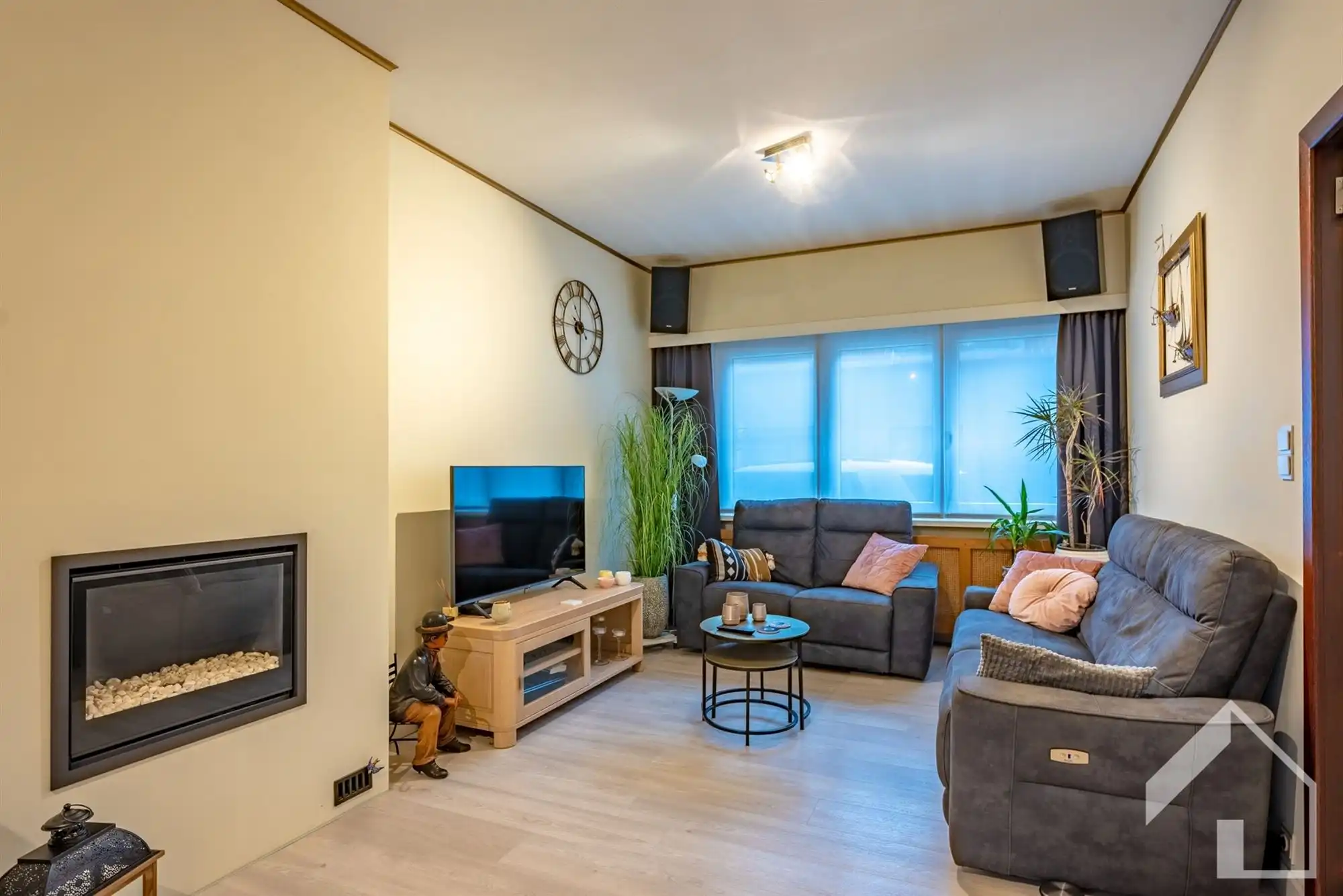 Ruime woning met 3 à 4 slaapkamers foto 4