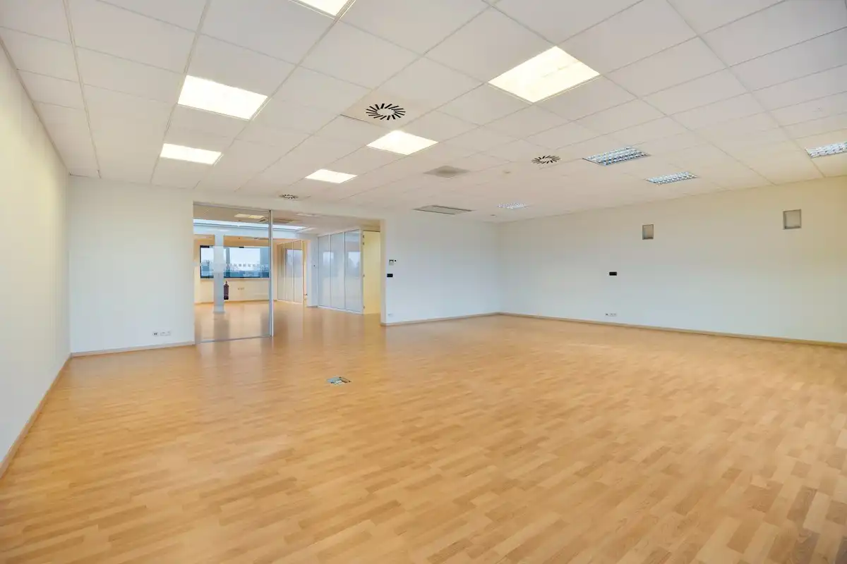 Kantoor te koop in het industriepark te Haasrode/Heverlee met 14 parkings - opp. 626 m² - verkoop onder registratierechten foto 32