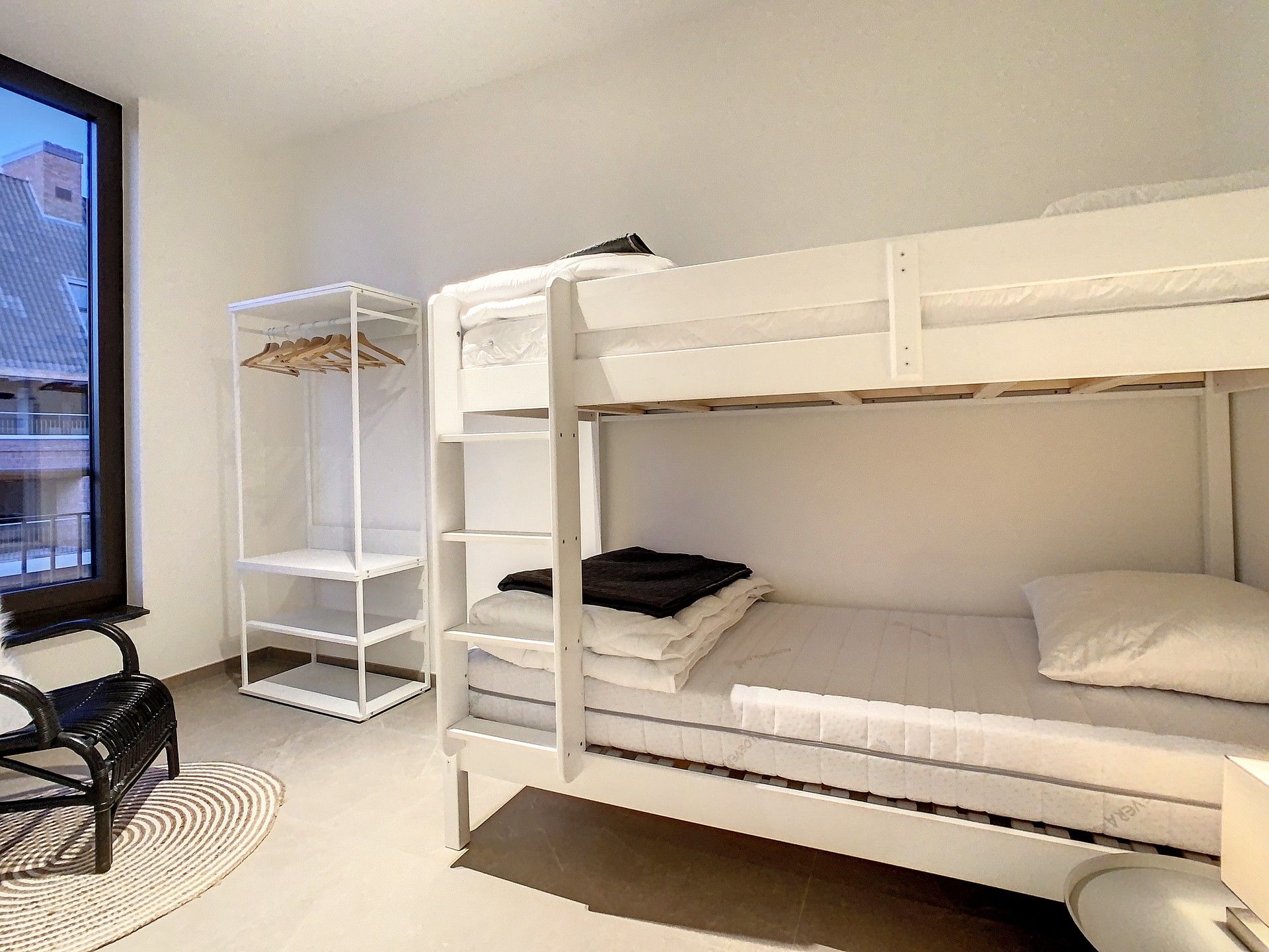 Bemeubelde woning voor korte termijn huur foto 7