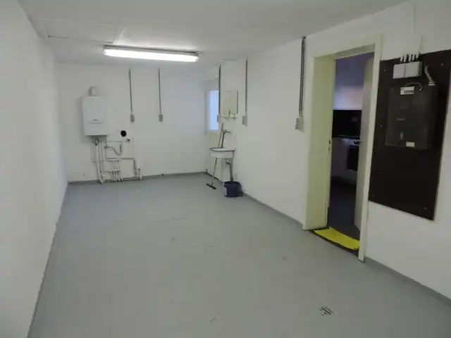 Instapklare woning met garage en tuin foto 12