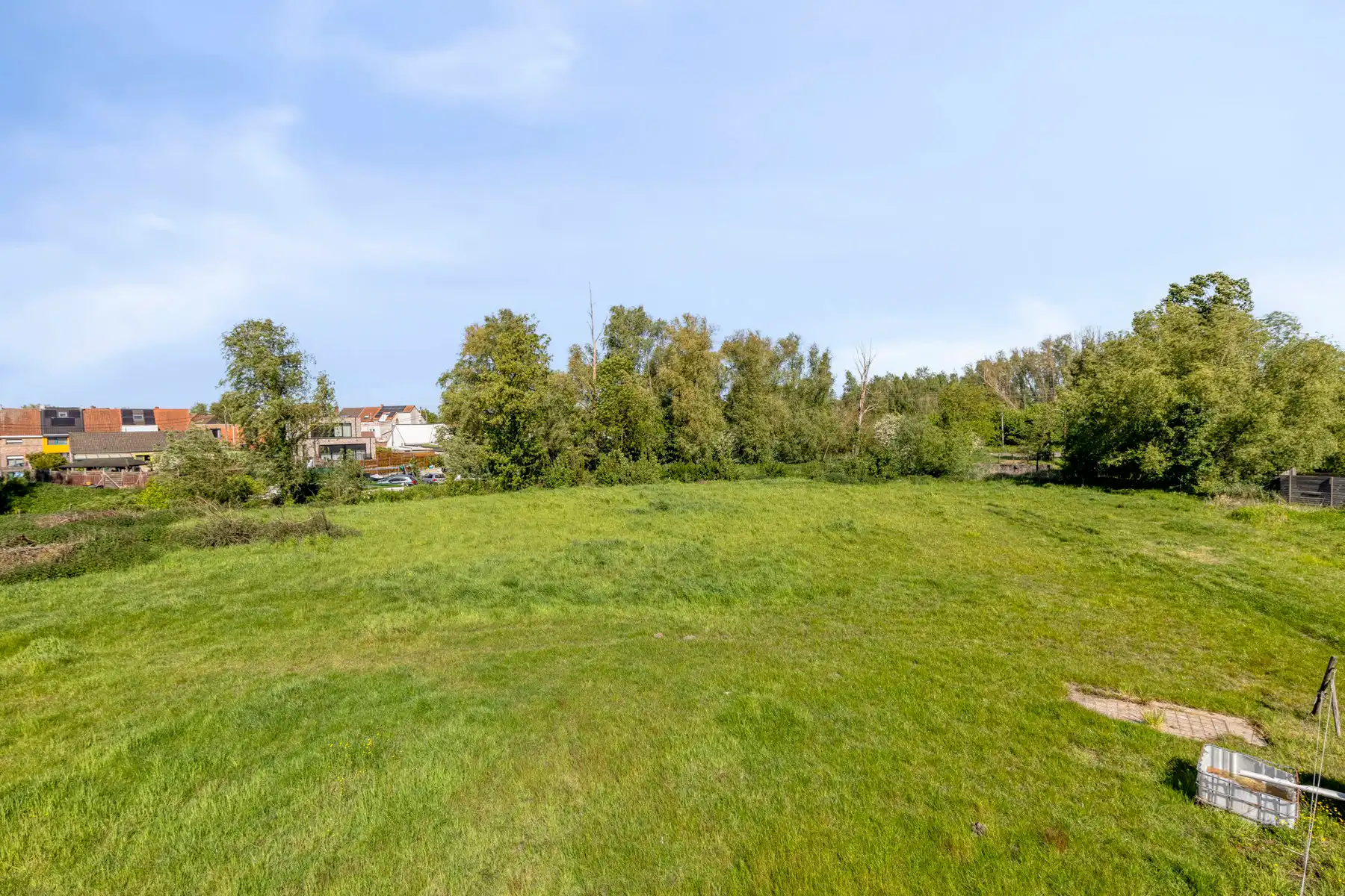 Bouwgrond van 1770 m² voor een open bebouwing foto 11