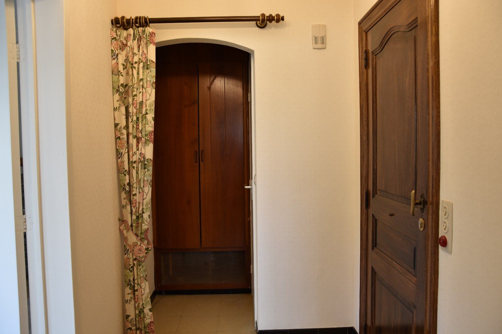 Ruim appartement met 3 slaapkamers foto 9