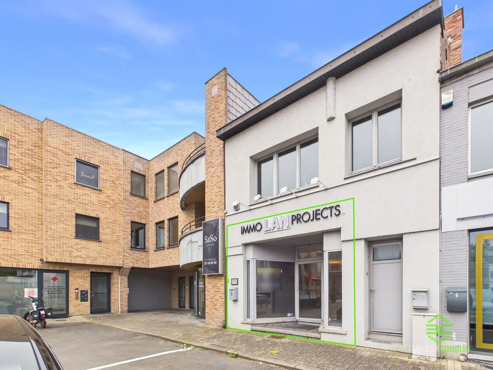 Handelsruimte van 70m² in het centrum! foto 2