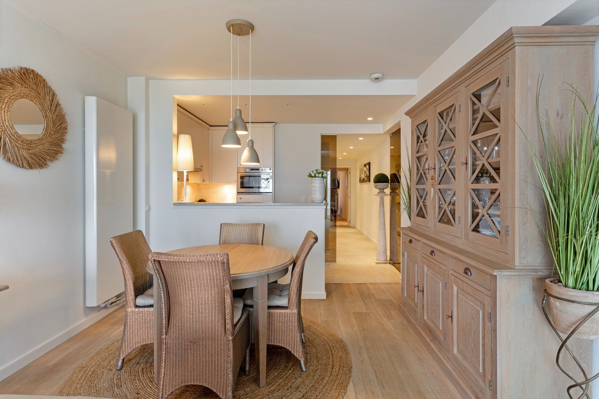 Gemeubeld: Prachtige pied-à-terre aan het Rubensplein foto 3