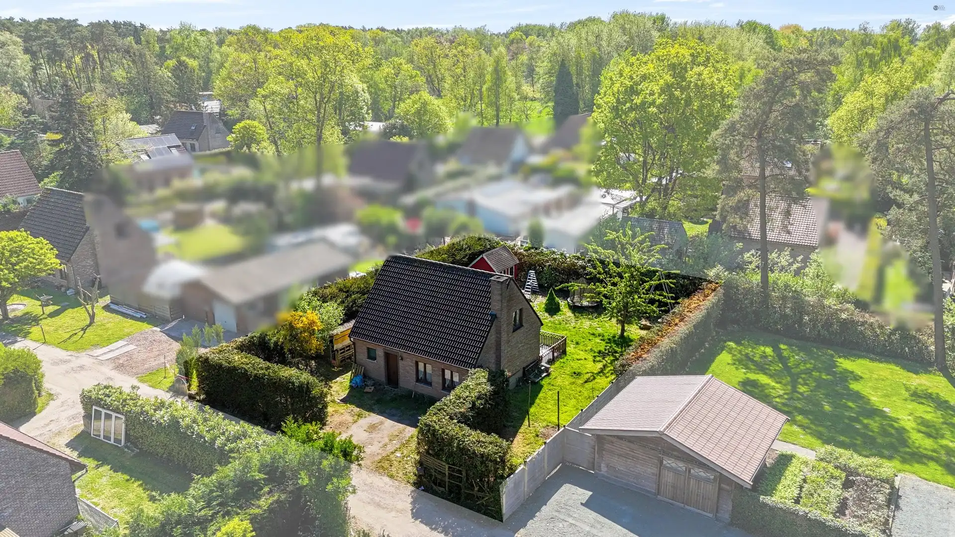 Rustig gelegen recreatiewoning  foto {{pictureIndex}}