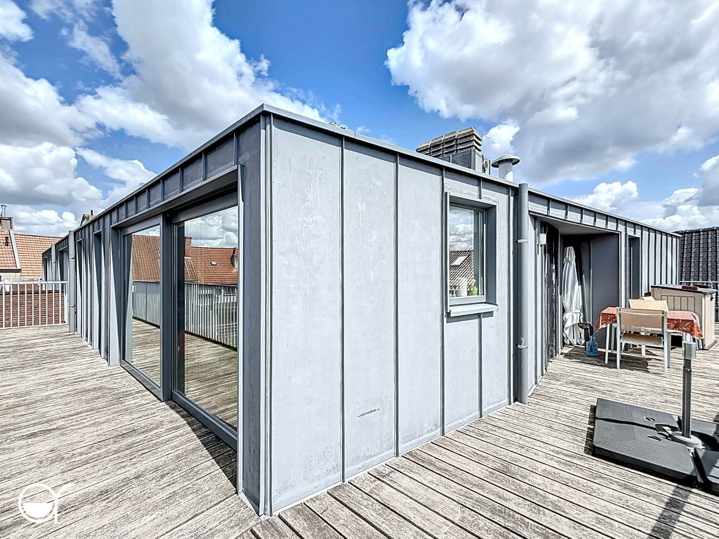 Recente penthouse in centrum Gent met groot terras en staanplaats foto 5