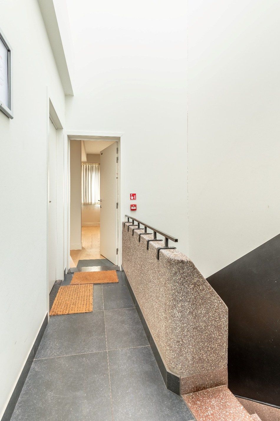 Prachtig afgewerkte duplex-studio te centrum Leuven foto 8