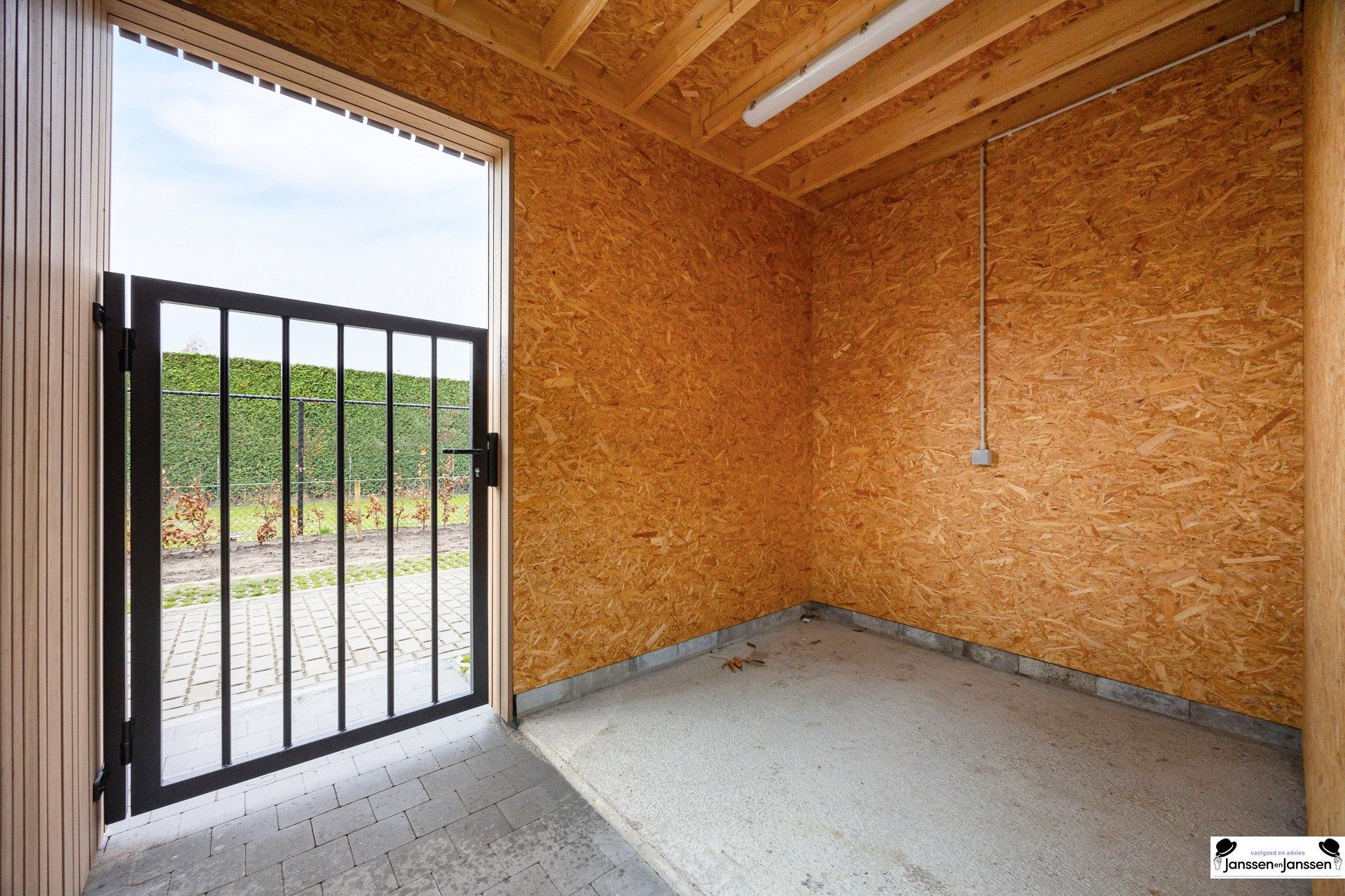 Wonen in een groene omgeving op een centrale locatie in Gooreind! foto 24