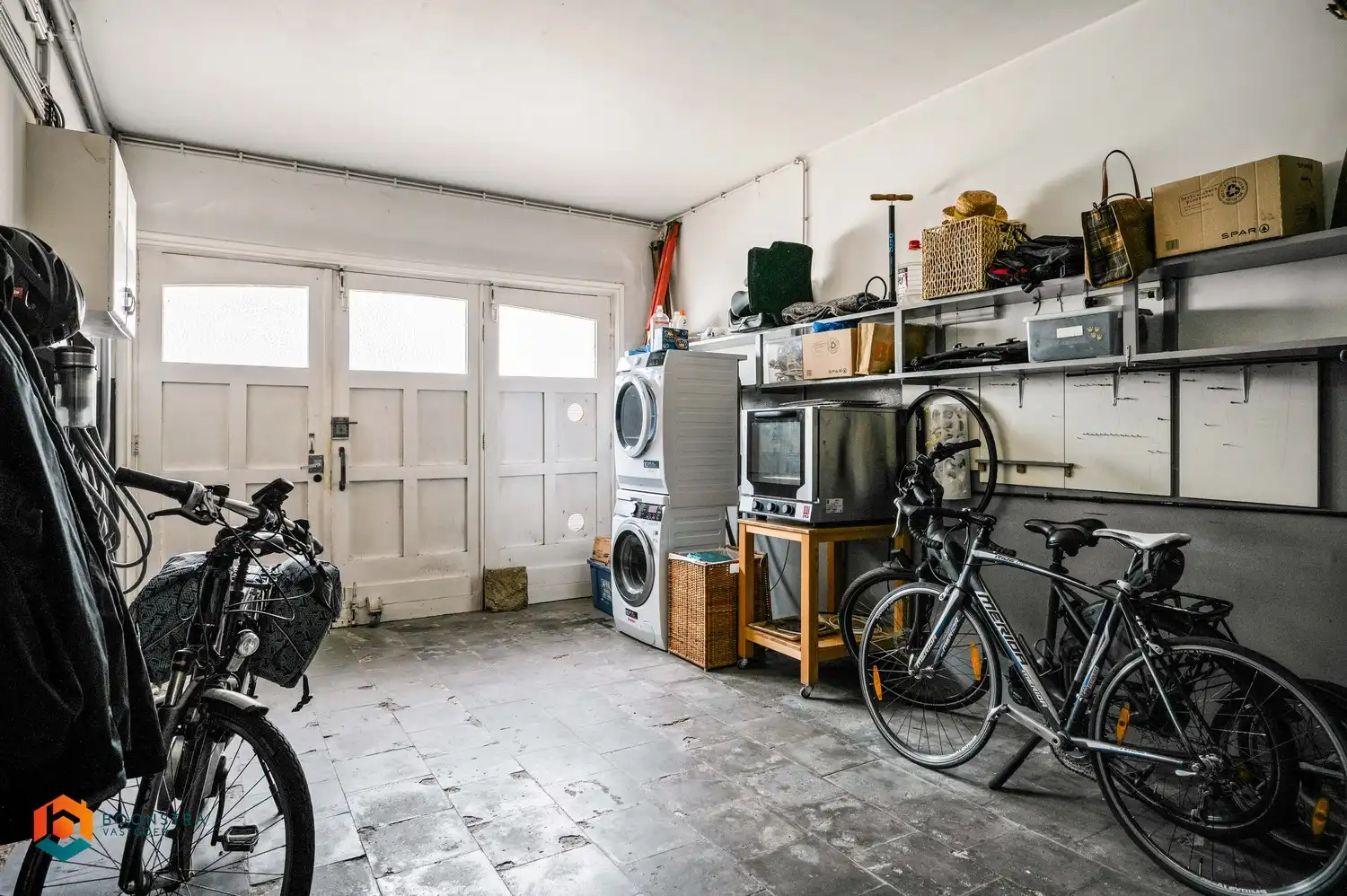 Instapklare woning met 4 slpkrs met gezellige stadstuin en garage foto 18