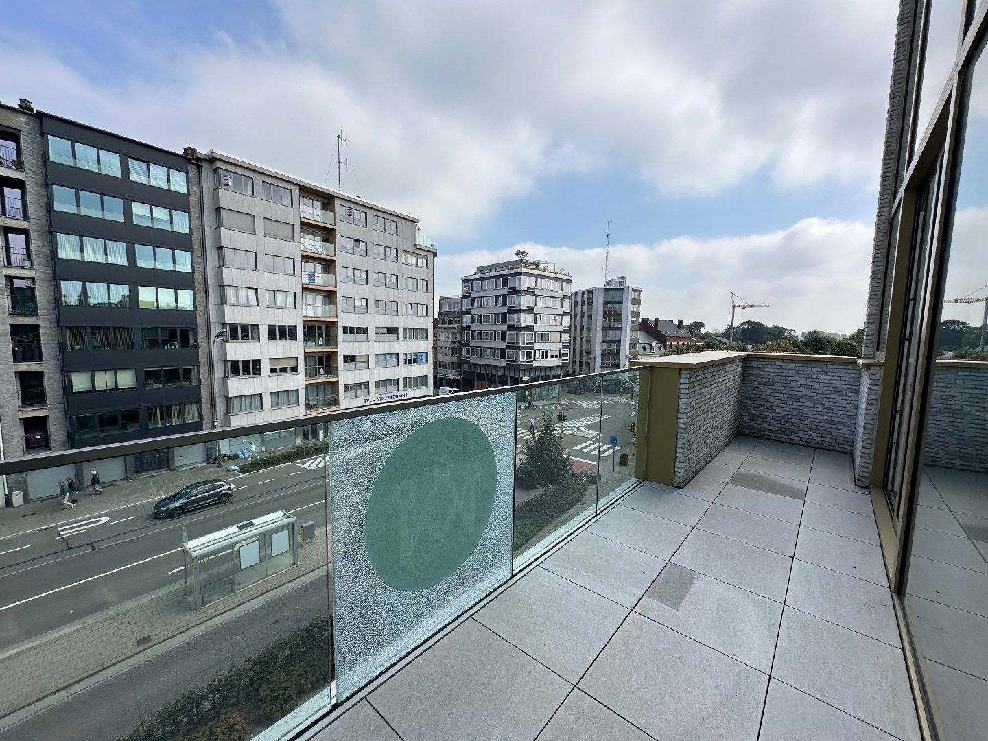 Luxe penthouse met 2 terrassen, lift, garage en 2 slaapkamers in Tongeren foto 4