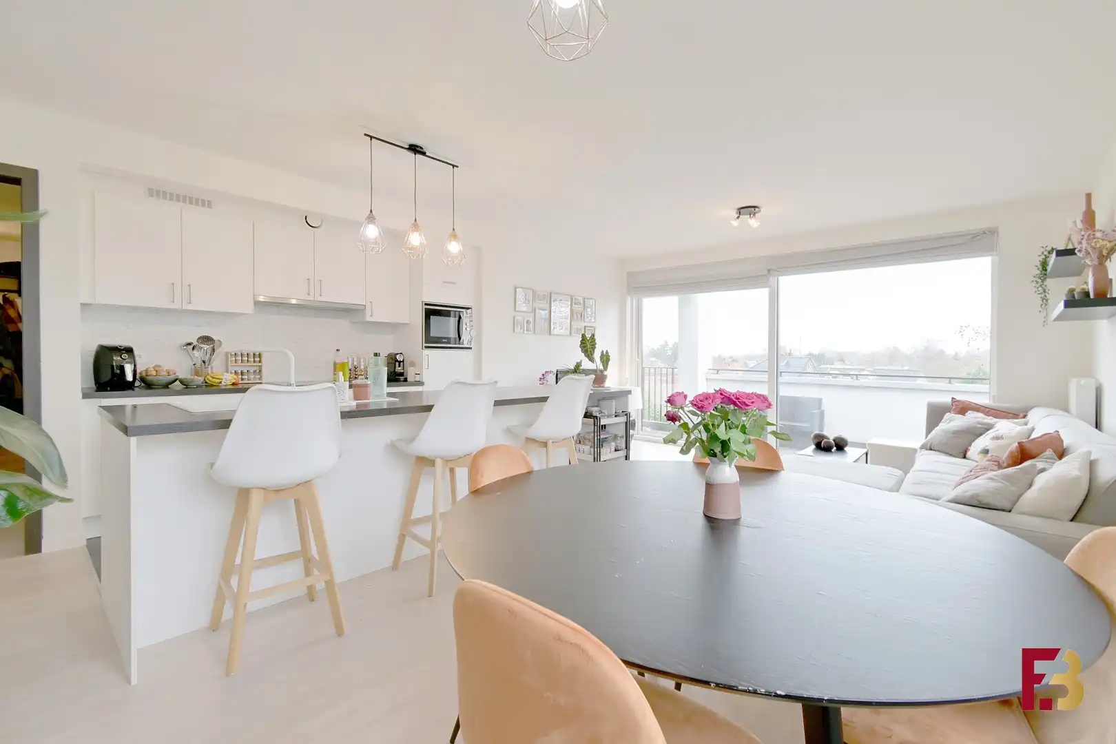 Prachtig 2-slaapkamer appartement te Gentbrugge foto 4