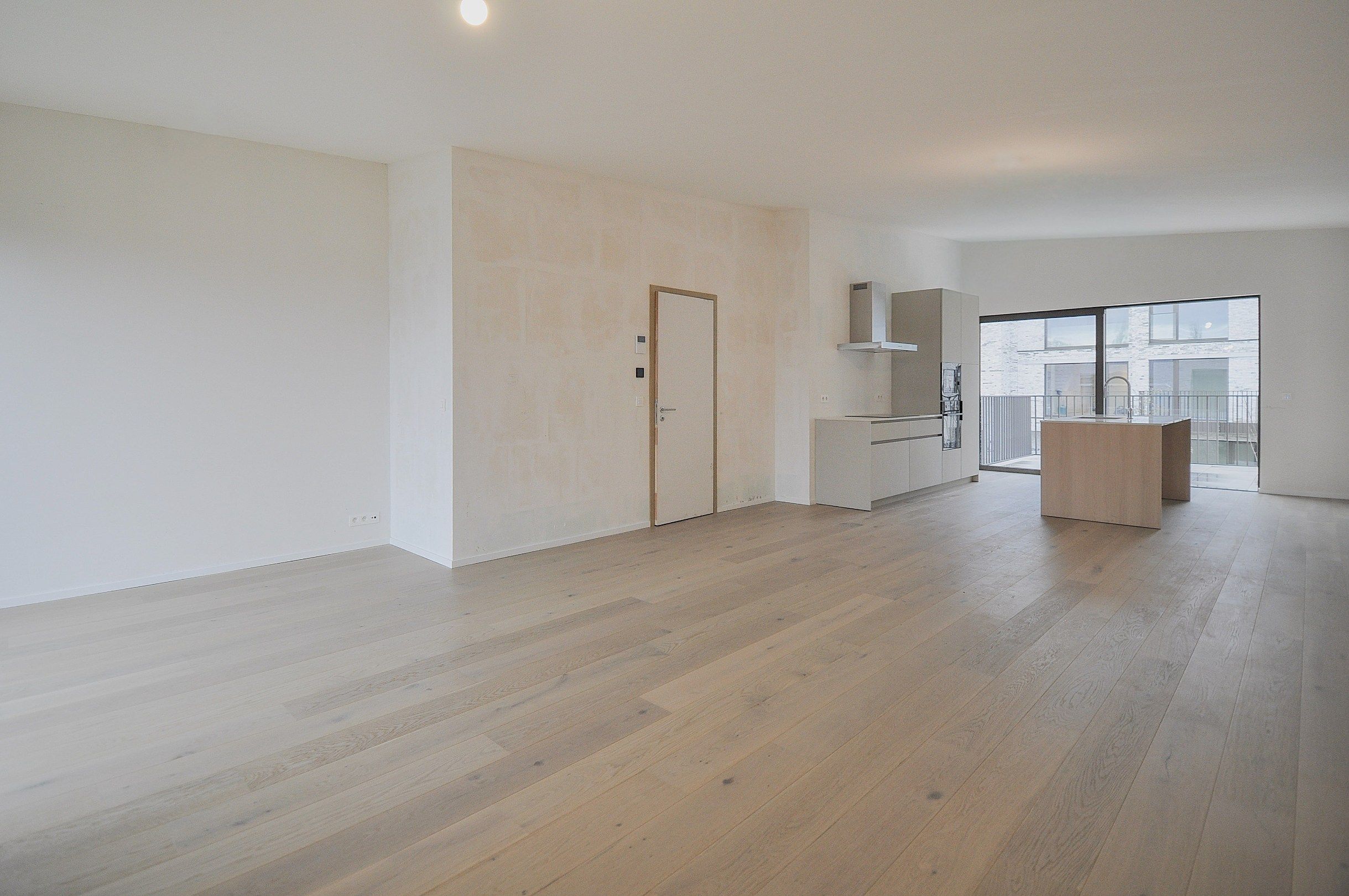 Nieuwbouw BEN-woning(bijna energie neutrale woning) in een autovrije, groene omgeving. foto 9