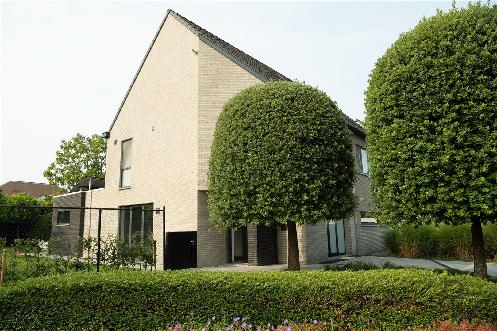  Moderne halfopen woning met karakter in rustige omgeving. foto 65