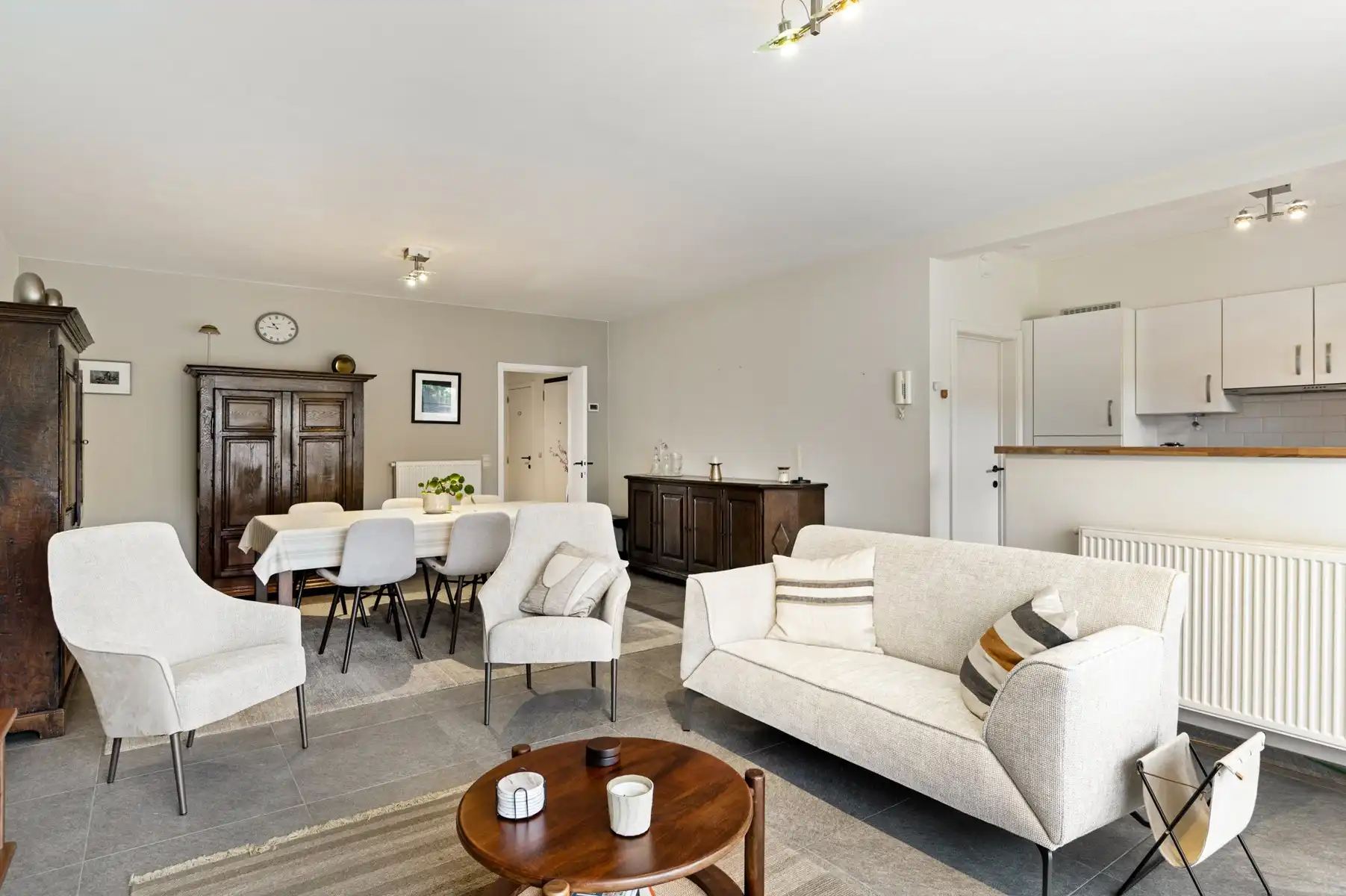 Gelijkvloers appartement met tuin en staanplaats foto 7