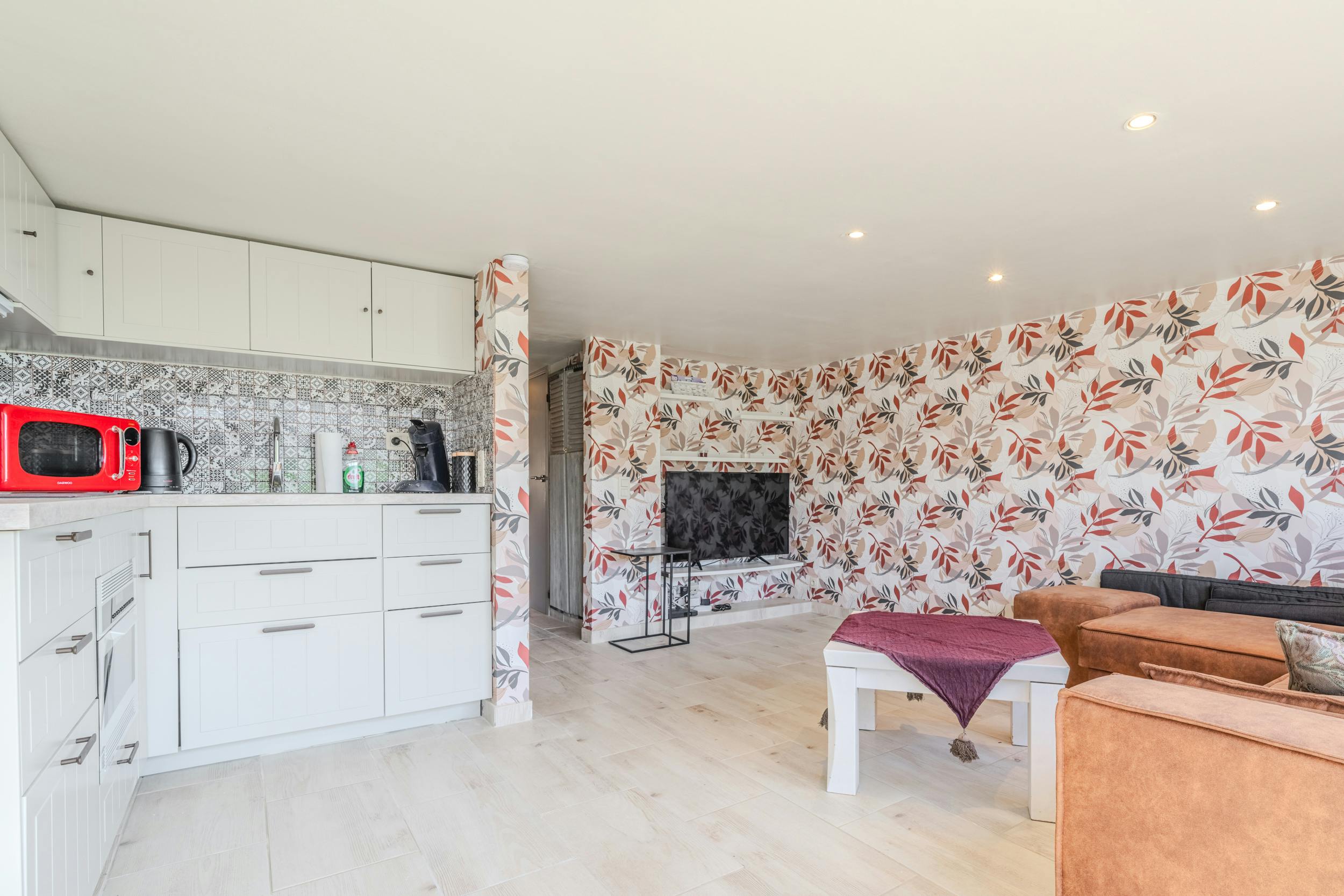 Instapklaar appartement met twee slaapkamers en zijdelings zeezicht! foto 7